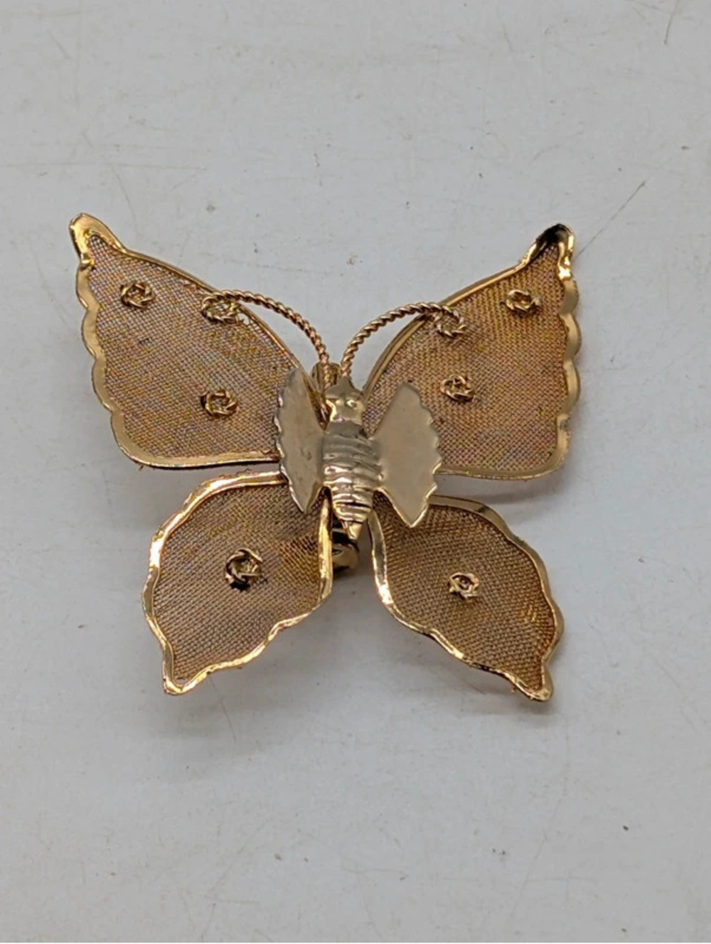 Vintage Gold Tone Wire Mesh Trembler Butterfly Brooch Pin